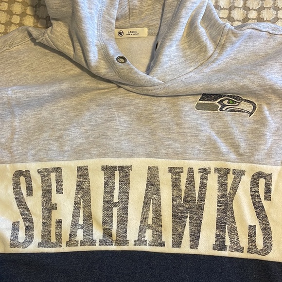 Women Seahawks hoodie - Picture 2 of 3